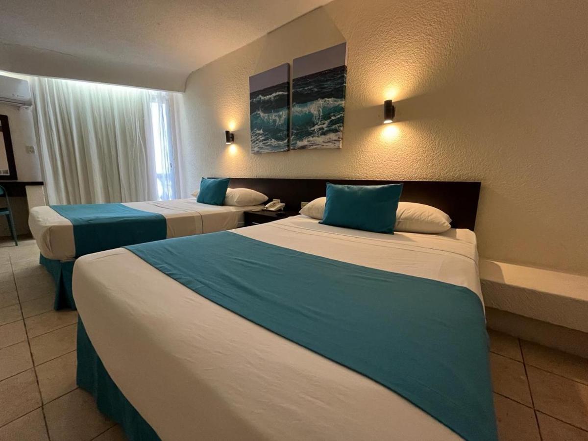 Howard Johnson By Wyndham Veracruz Exterior photo