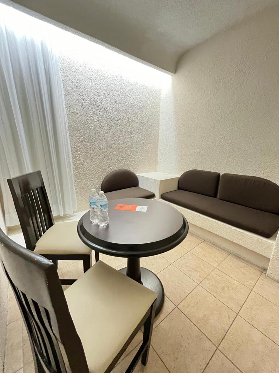 Howard Johnson By Wyndham Veracruz Exterior photo