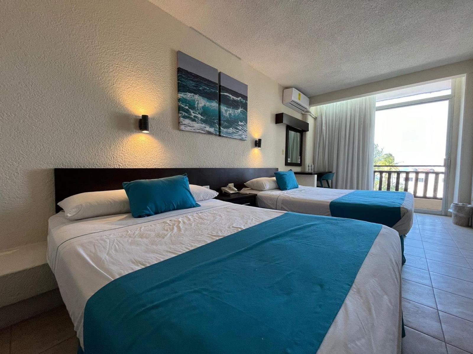Howard Johnson By Wyndham Veracruz Exterior photo