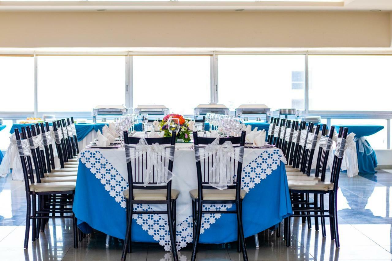Howard Johnson By Wyndham Veracruz Exterior photo