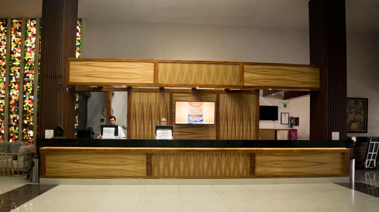 Howard Johnson By Wyndham Veracruz Exterior photo